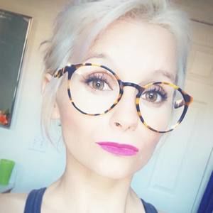 Meet your Posher, Ivana